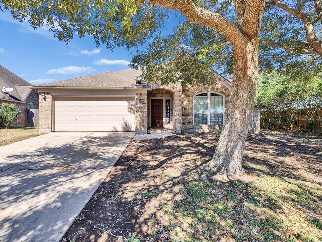 Photo - 5643 Walnut Glen Ln