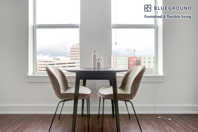 Photo - 90 Fawcett St Unit FL4-ID528