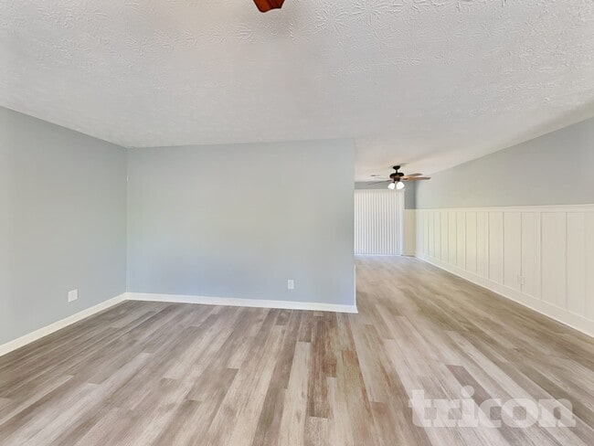 Photo - 1370 High Country Ct