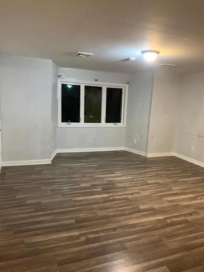 Photo - 178 Jencks St Unidad 3