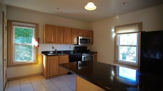 Building Photo - 47 Carolina Ave Unit 3 F