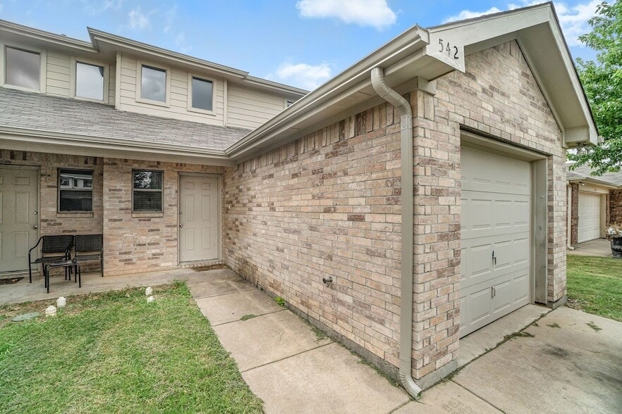 542 Mast Ct