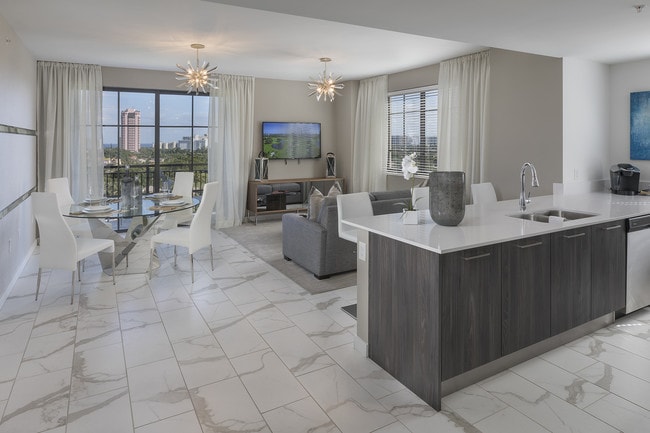 Building Photo - 101 Via Mizner Rental