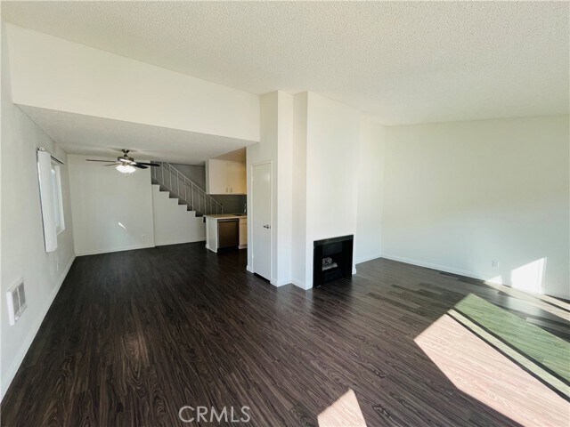 Photo - 25018 Eshelman Ave