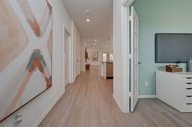 Photo - 21119 Bella Coral Dr