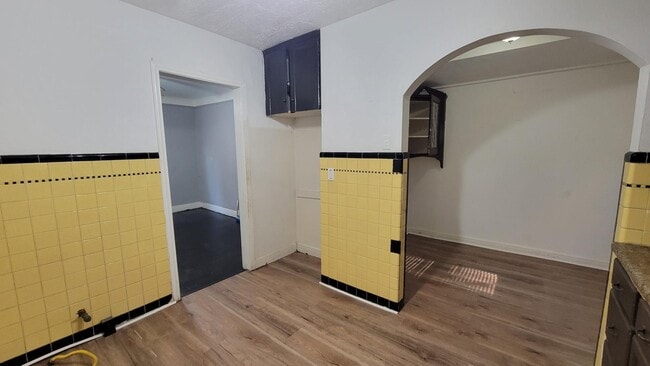 Photo - 3276 Tyler St