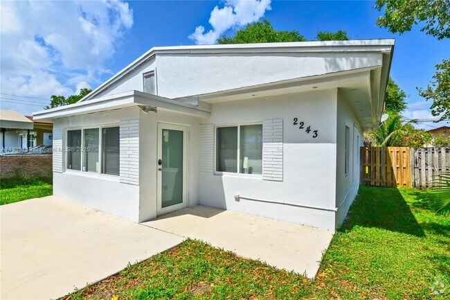 Building Photo - 2243 Greene St. Rental