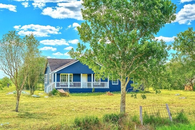 Photo - 1040 Darst Rd