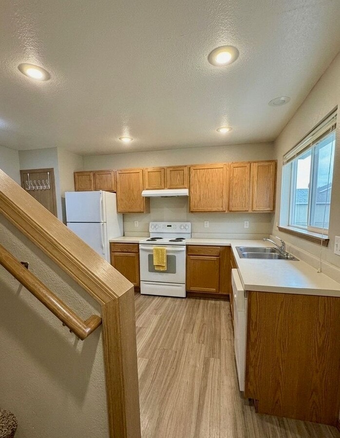 Photo - Duplex Available in Central MHK!
