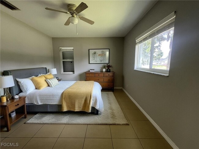 Photo - 411 Willard Ave