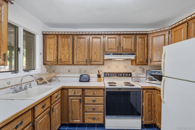 194 Jersey Ave Unit E