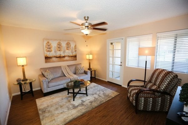 Photo - 7 W Mohawk Dr