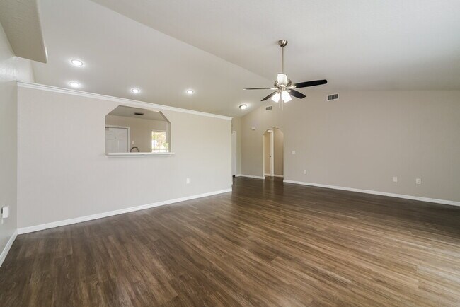 Photo - 2740 Settlers Trail