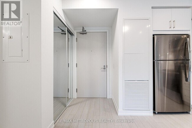 Photo - 4010 Eglinton Ave W Unit 209