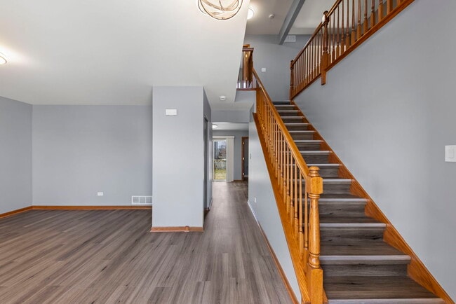 Photo - 905 Thorn Creek Dr