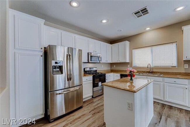 Photo - Gorgeous Updated Home w/ Open Floor Plan & New Upgrades