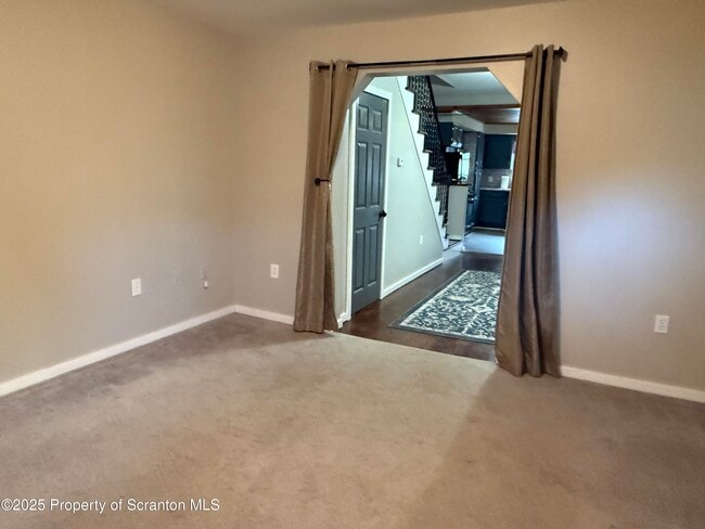 Photo - 319 Green St