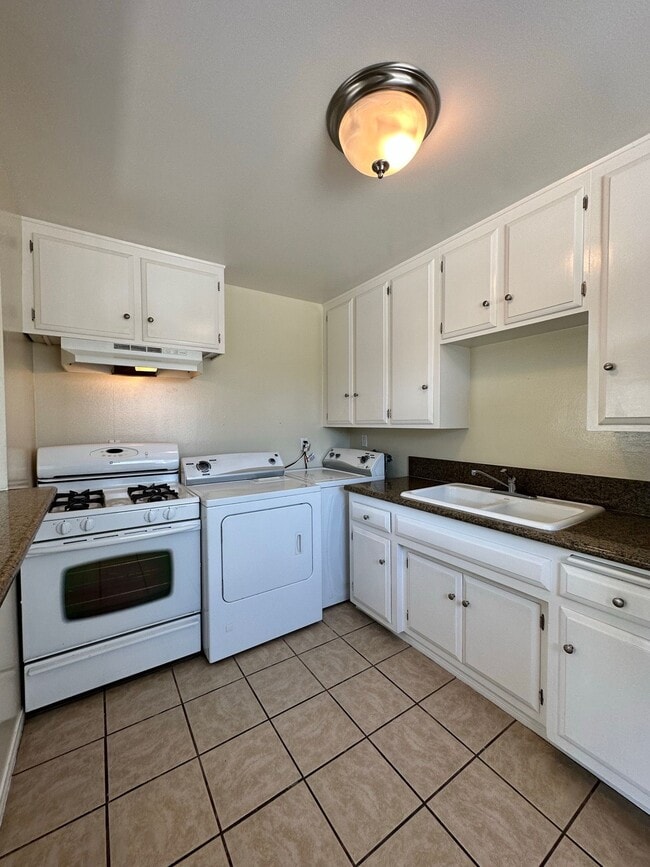 Photo - 5616 Rocket St Unit 5616