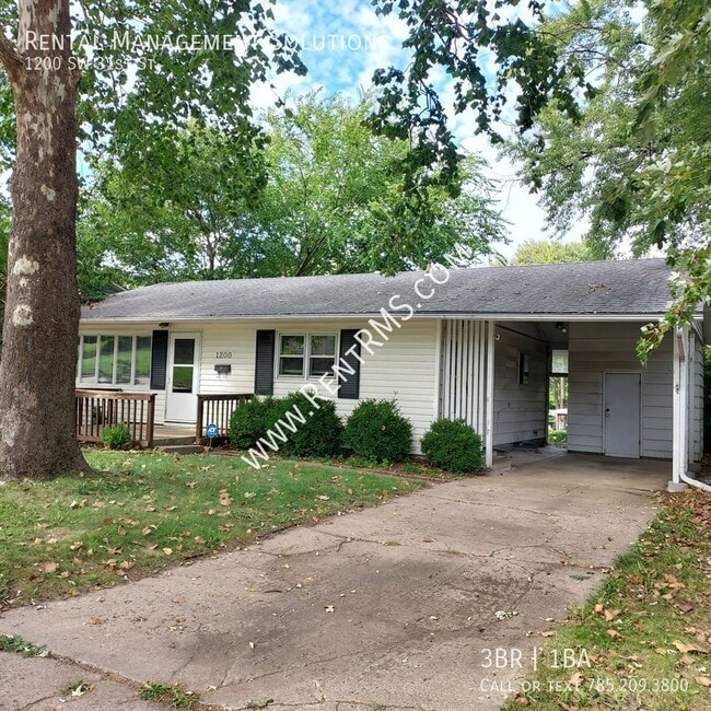 Photo - 1200 SW 31st St