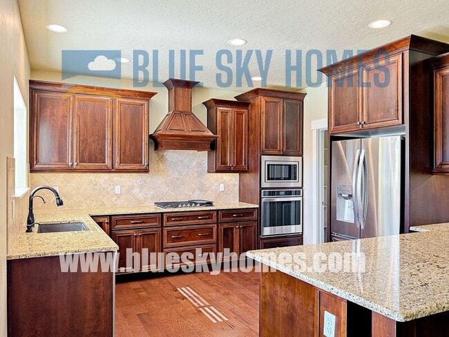 1405 W Elias Dr