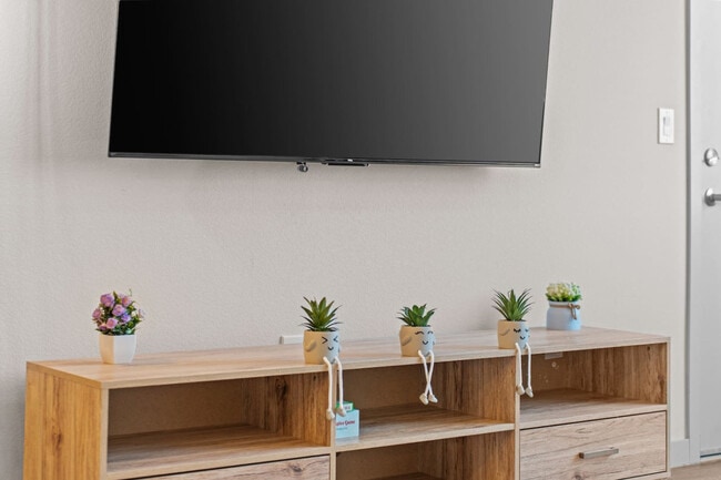 Photo - 711 W Broadway Rd Unidad ID1366963P