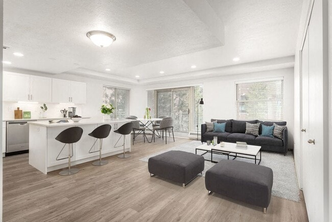 Photo - Eagle Gate Apartments