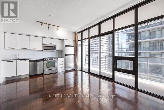 Photo - 33 Charles St E Unité 3309