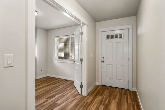 Photo - 4 Bedroom Home: Fenced Backyard & Great Location!