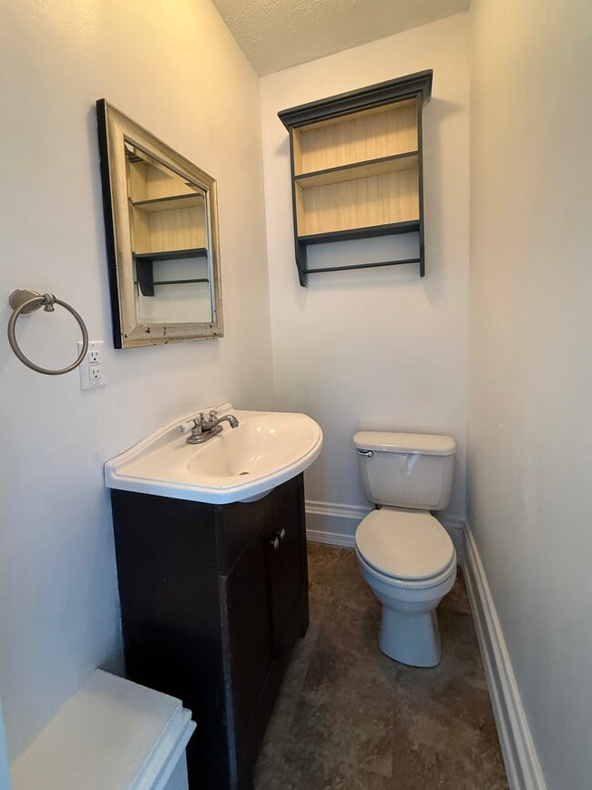 Photo - 118 Nobles Ln