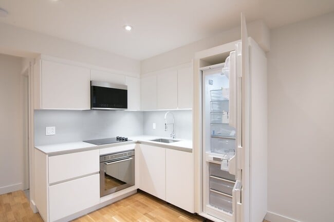 Photo - 3195 Av. Van Horne Unité 302