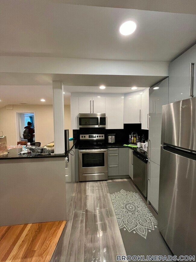 Photo - 1801 Beacon St Unidad 2