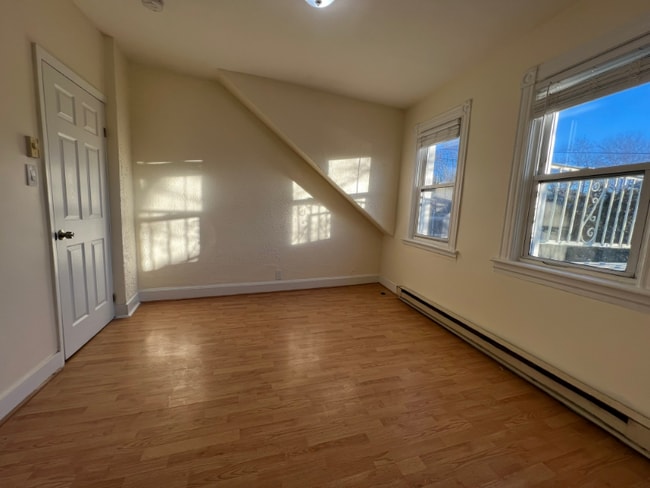 42 Highwood Terrace Unit 3