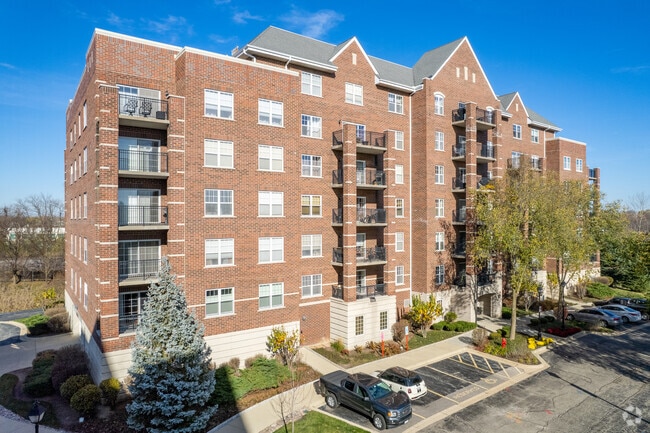 Photo - Groves of Palatine