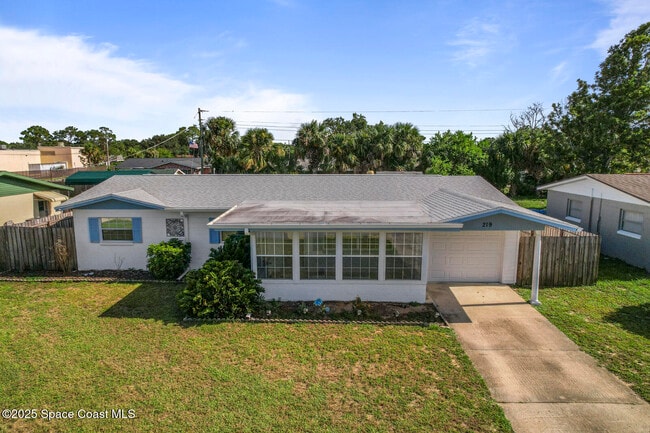 Photo - 219 Narvaez Dr