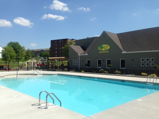 Clubhouse - Vantage Pointe West Apartments