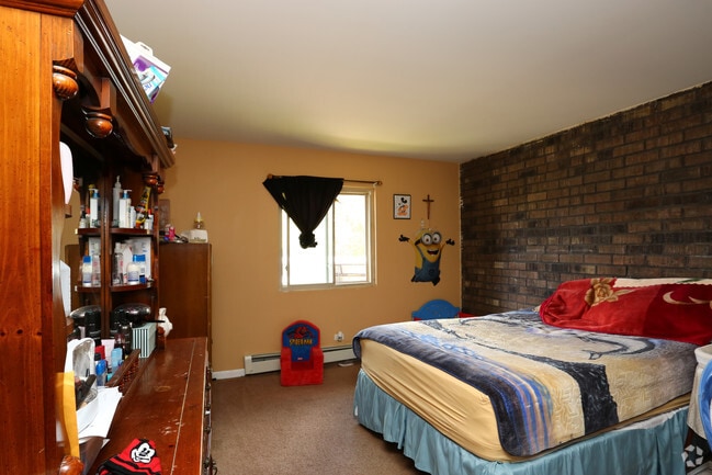 Main Park Apartments