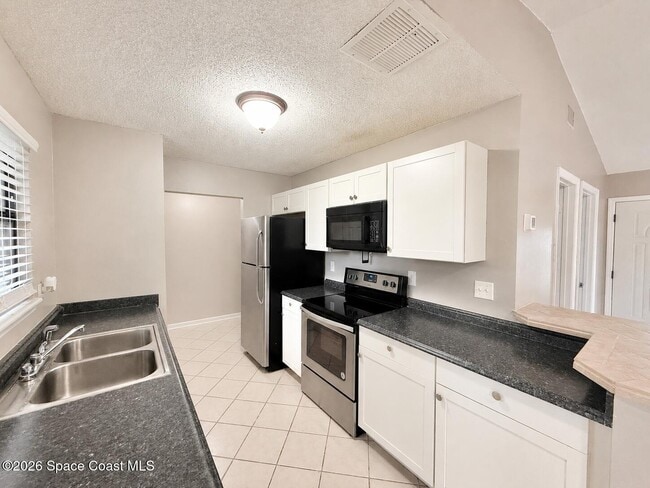 Photo - 5925 Clearfield Ave