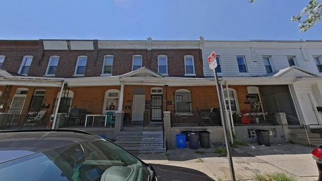 Building Photo - 126 N 53rd St Unit 1 - back