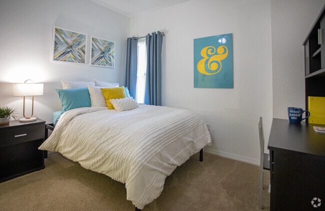 3BR,3BA-1,311SF