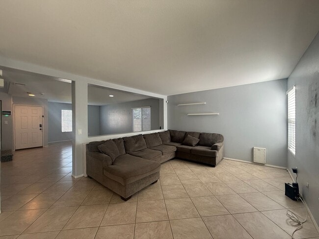 45719 Caledonia Ct