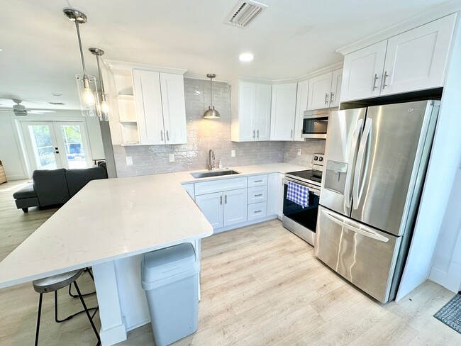 Photo - ** BONITA SPRINGS ** 3 BED / 1 BATH - SINGLE FAMILY HOME - NO HOA! - WATERFRONT LOT - ANNUAL RENTAL