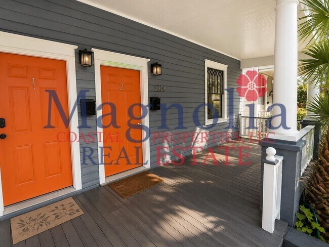 First floor 2 bedroom unit in the Heart of Downtown Savannah!
