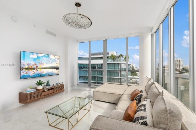 Photo - 9940 W Bay Harbor Dr Unit 7C-S