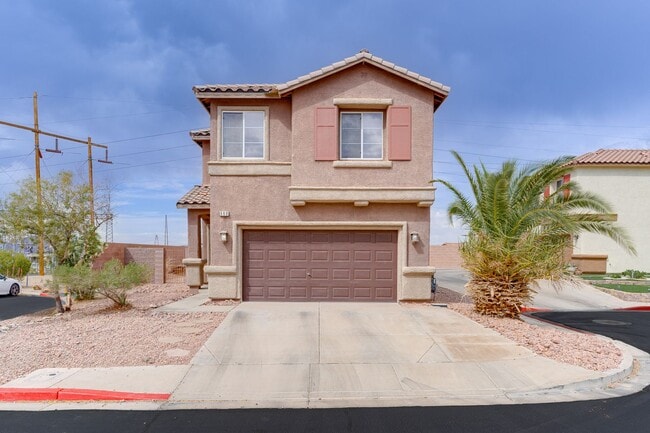 Building Photo - VIBRANT 3BEDROOM 2.5BATH HOME IN 89015