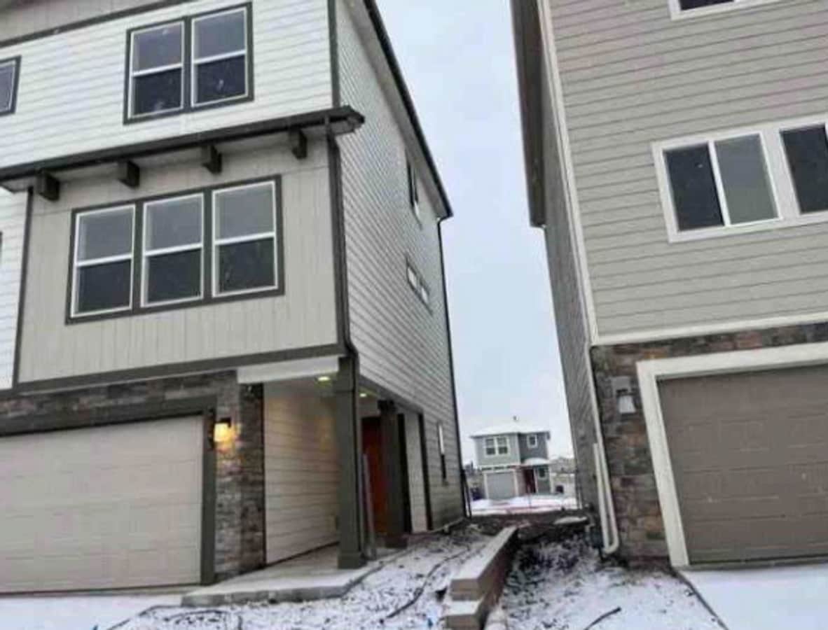 Photo - 5253 Painted Sky View