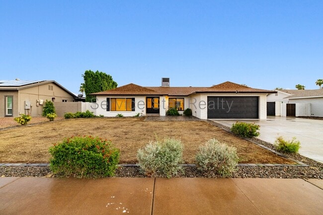 Building Photo - 4837 E Acoma Dr