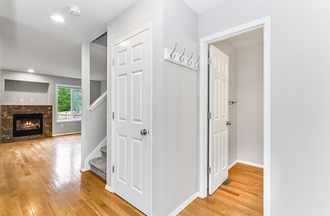 Photo - 6511 206th Pl NE