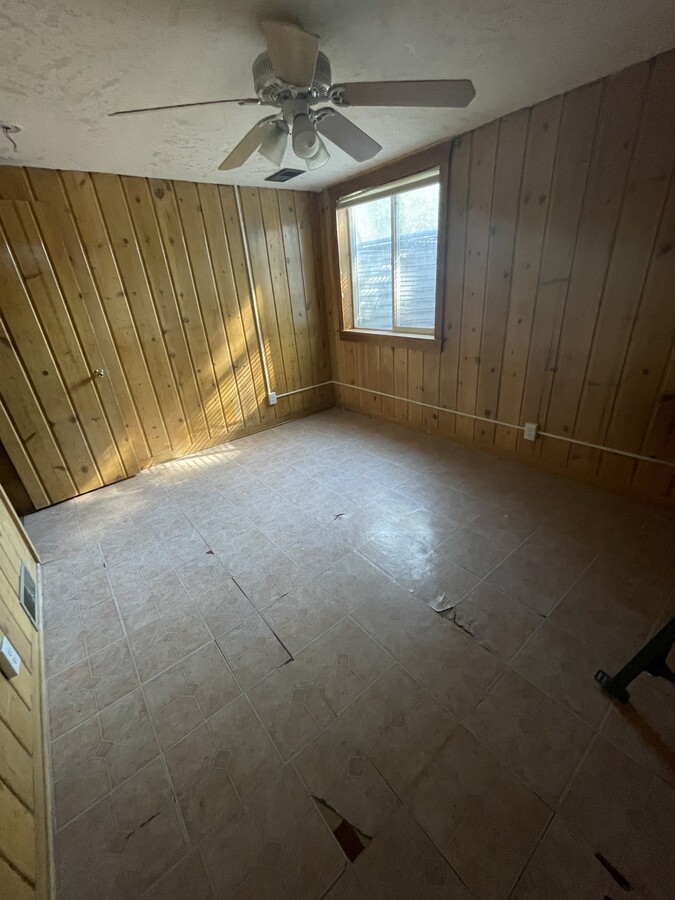 Bedroom - 360 Randolph Ave Apartments Unit 2