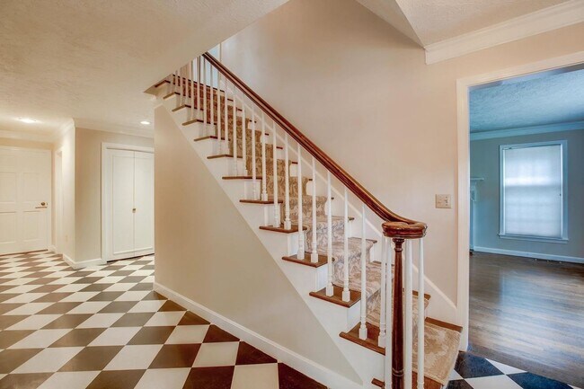 Photo - 27 Buttonwood Rd