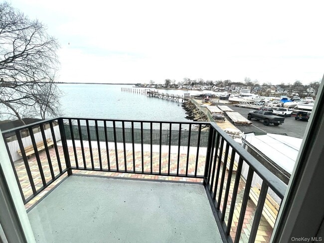 Building Photo - 520 Ellsworth Ave Unit 2B